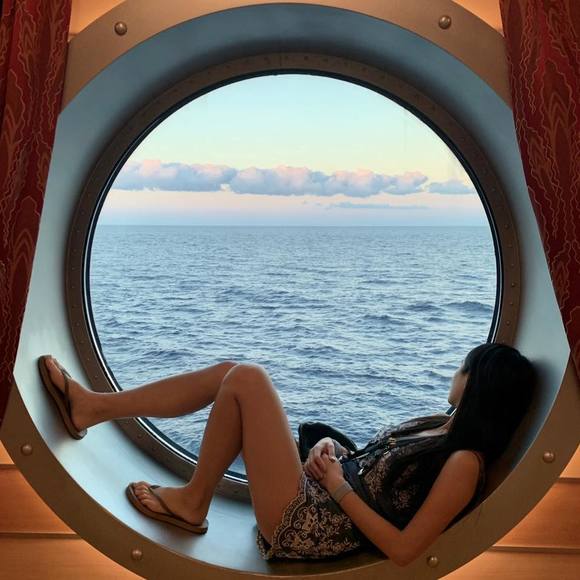 Meet your Posher, Shirley - Picture 1 of 1